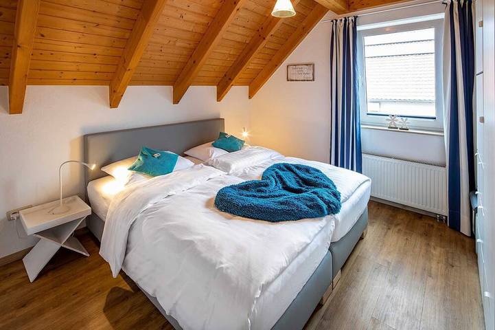 Ferienhaus für 6 Personen, mit Garten und Balkon sowie Sauna am Edersee - 4