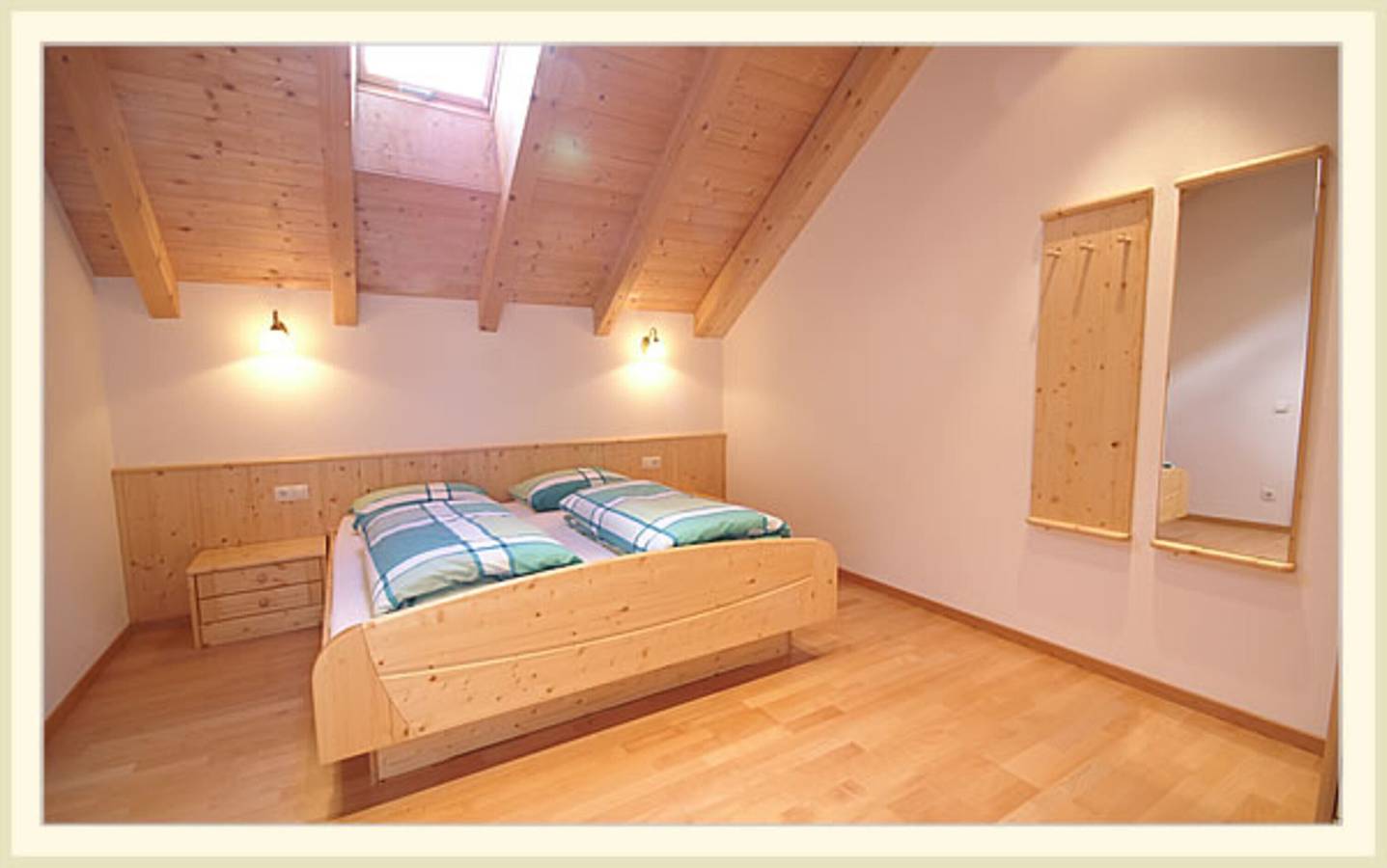 Ganze Wohnung, Apartment 'Rungghof 2' mit Bergblick, gemeinsamer Terrasse und Wlan in Wengen (Italien), Dolomiti Superski