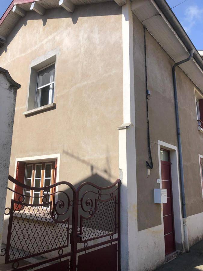 Location de vacances pour 6 personnes, avec jardin à Villars-les-Dombes - 4
