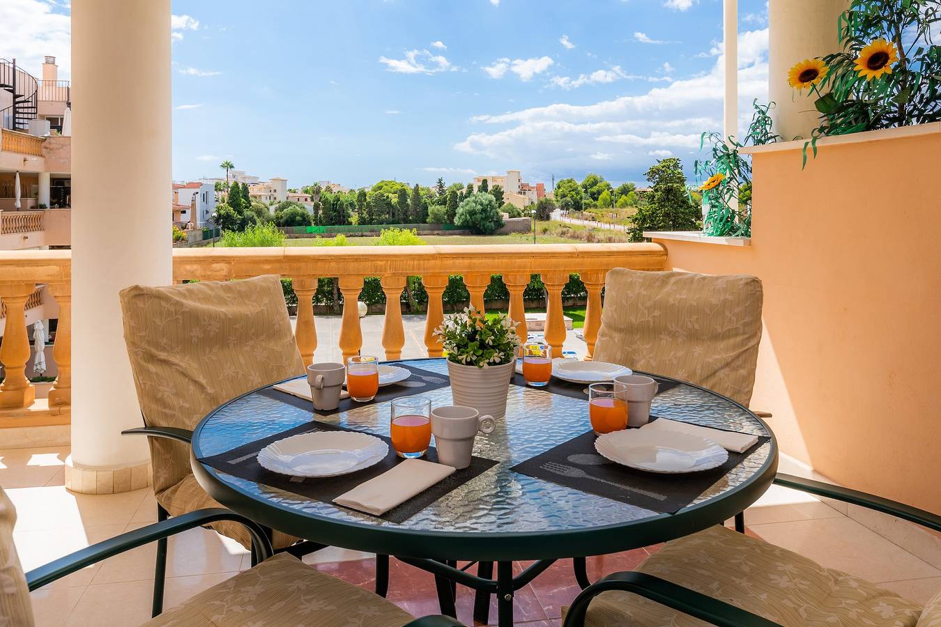 Entire apartment, Serendipia Resort Apartment with Mountain View in Cala Bona, Son Servera