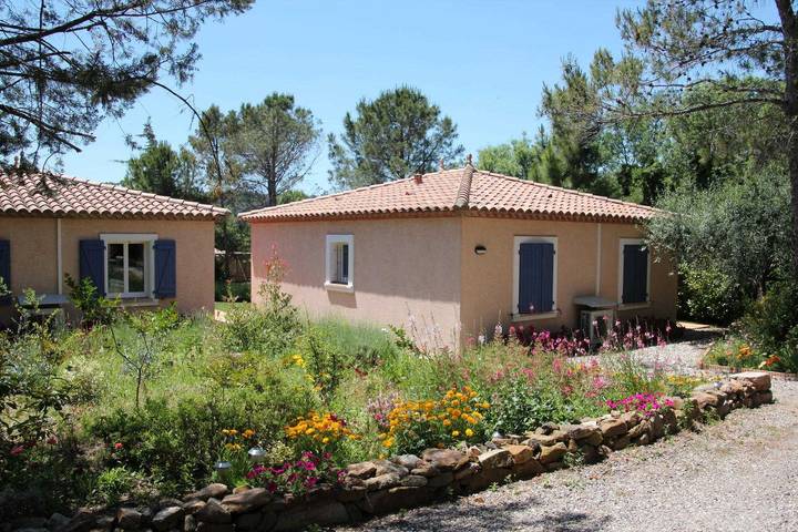 Gîte pour 2 personnes, avec jardin et piscine à Cébazan - 2