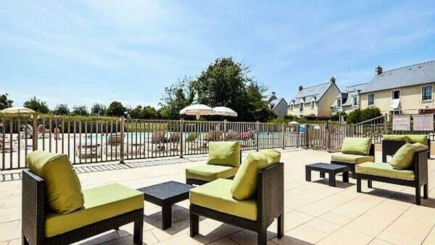 Apartamento de vacaciones para 7 personas, con jardín y piscina - 1