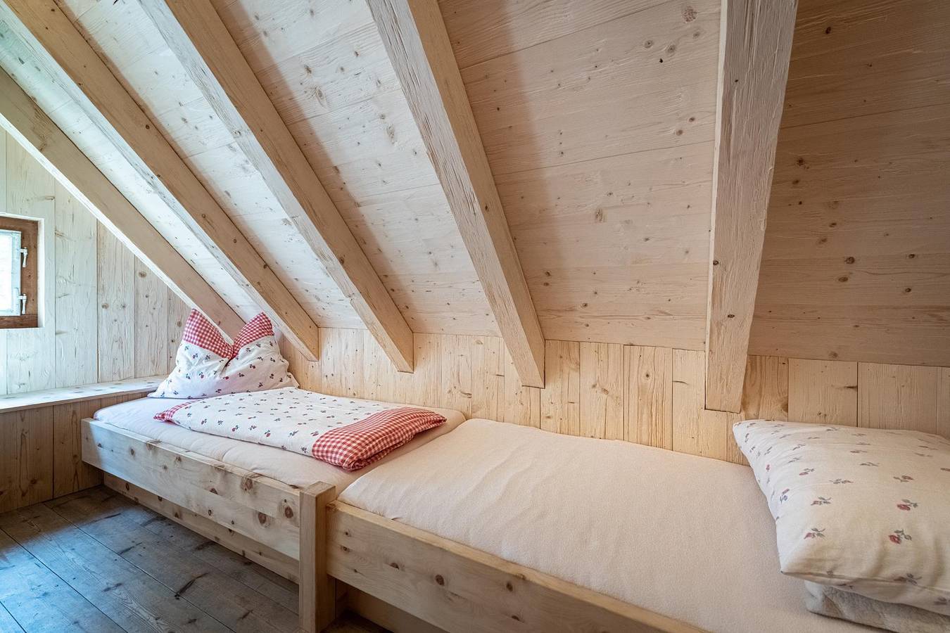 Geheel vakantieappartement, Wichtelhütte in Terfens, Tiroler Unterland