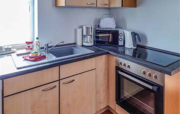 Retraite douillette au bord de la mer avec parking et terrasse in Lubmin, Vorpommern Greifswald
