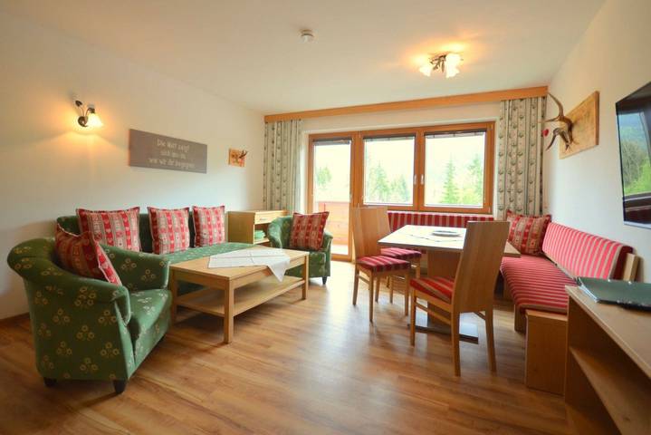 Ferienwohnung für 6 Personen, mit Ausblick und Garten sowie Balkon und Seeblick, kinderfreundlich in Walchsee - 4