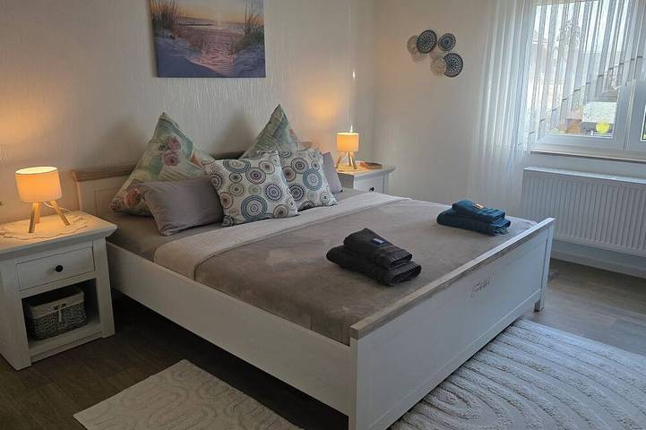 Ganze Wohnung, Ferienwohnung Ernebibbel - komfortable Wohnung mit Terrasse in Altendiez, Lahn-Taunus