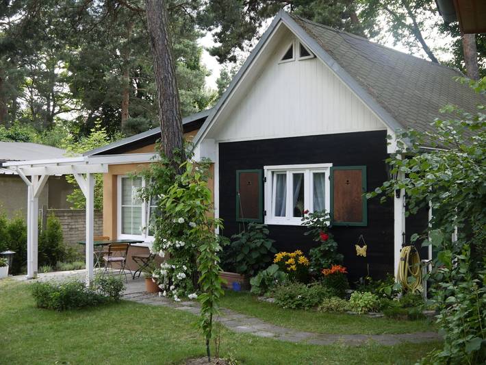 Feriehus for 2 personer, med Terrasse og Badebasseng i Berlin