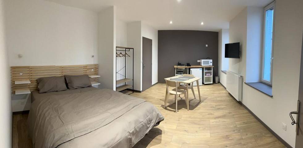 Appart’hôtel pour 2 personnes, avec terrasse et vue