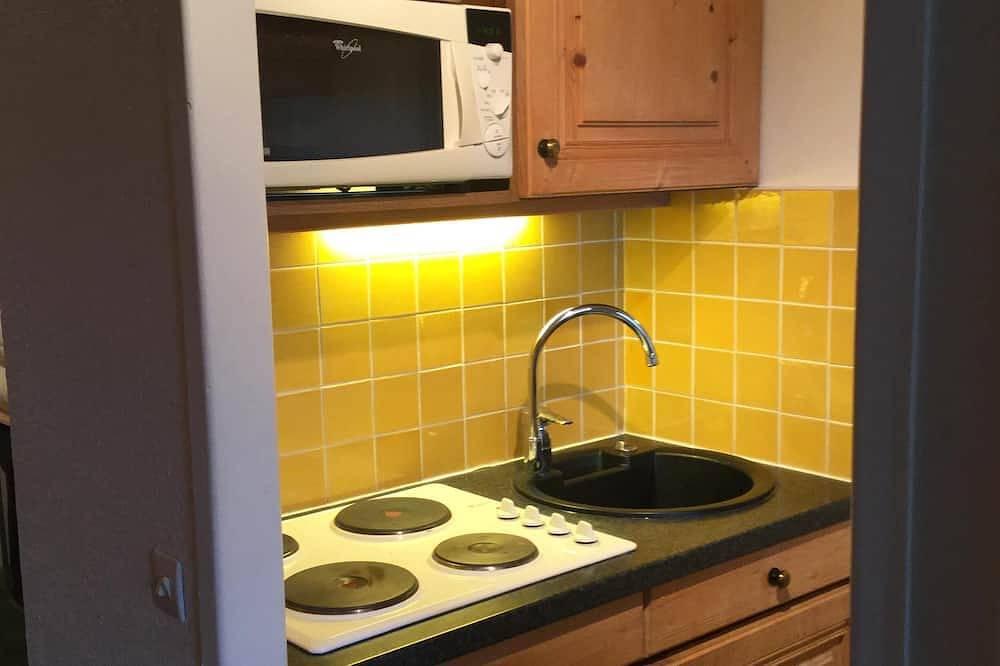 Entire apartment, Resort center, app. 36 m2, 1 bedroom, mountain corner, balcony, ski room, Wifi in Morzine, Les Portes du Soleil