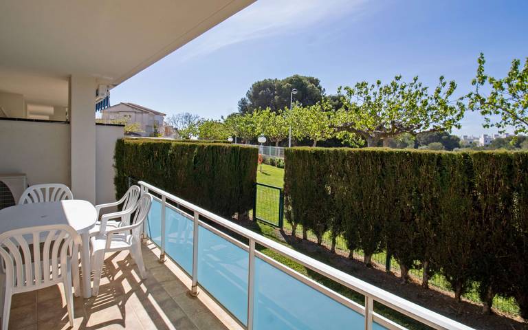 Ferienwohnung für 6 Personen, mit Terrasse und Pool sowie Garten in Alcossebre - 3