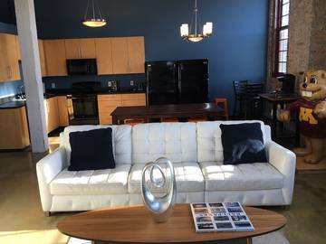 Vacation Apartment for 10 Guests in Minneapolis, Twin Cities, Picture 4