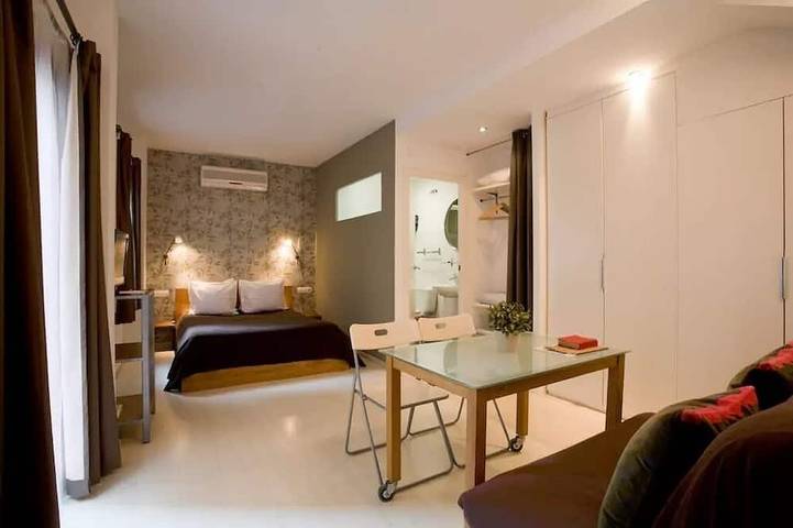 Ferienhaus für 8 Personen, mit Balkon in Barcelona - 3