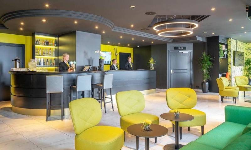 Hotel für 4 Personen, mit Terrasse in Molde