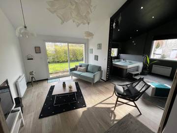 Cottage pour 4 personnes, avec jardin ainsi que terrasse et vue dans Zutkerque