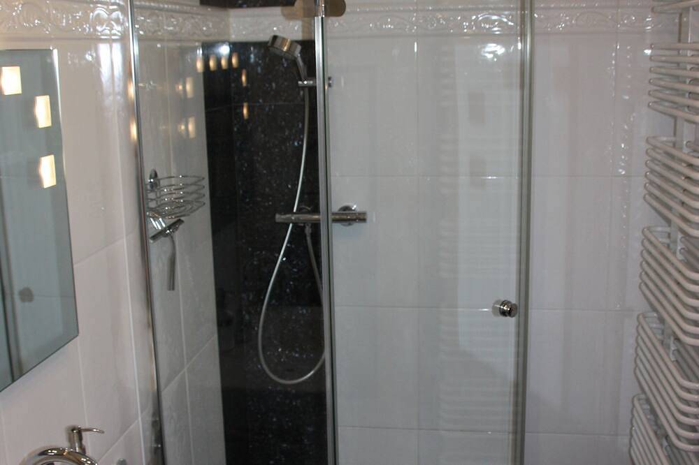 Herrliche Alleinlage: gemütliches Friesenhaus mit Charme und Natur pur in Osterhever, Eiderstedt