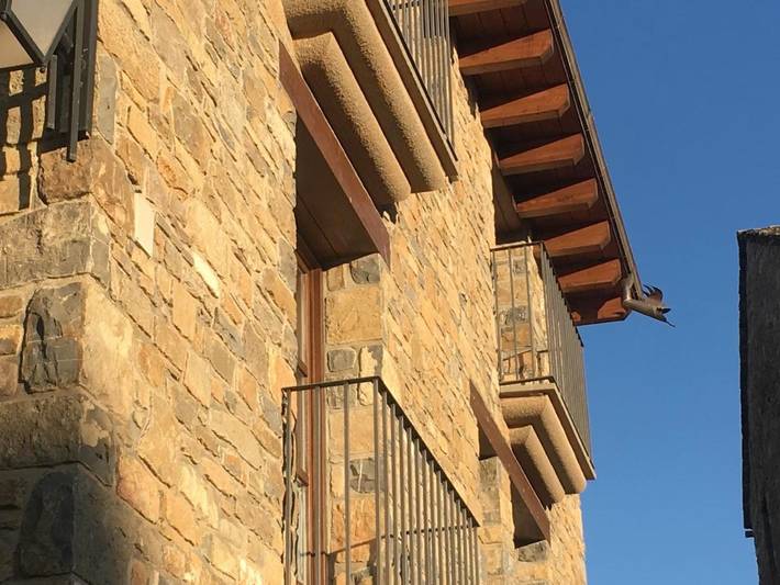 Gîte pour 4 personnes, avec balcon ainsi que vue sur le lac et vue, animaux acceptés à Aínsa - 2
