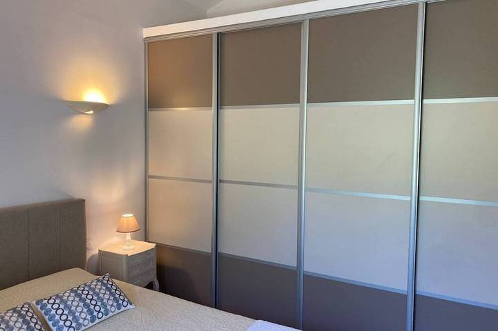 Gîte pour 4 personnes, avec balcon à Trets - 2