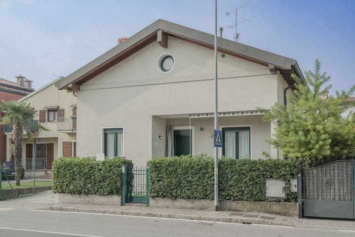 Ferienwohnung für 2 Personen in Sirmione