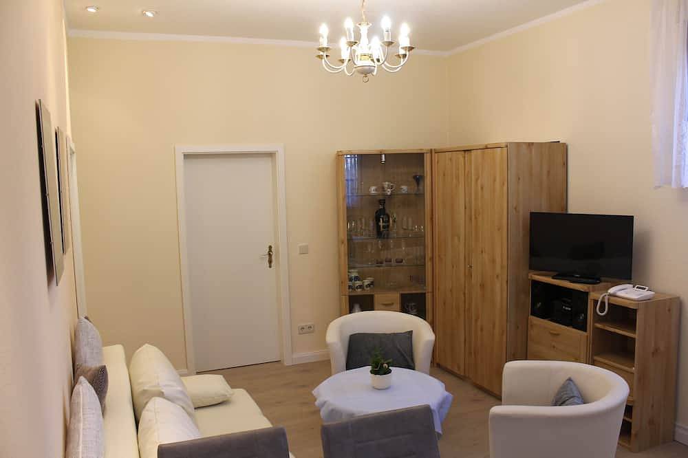 Apartamento entero, Well equipped, separate entrance, individual care, pet friendly in Magdeburgo, Elbe-Börde-Heide