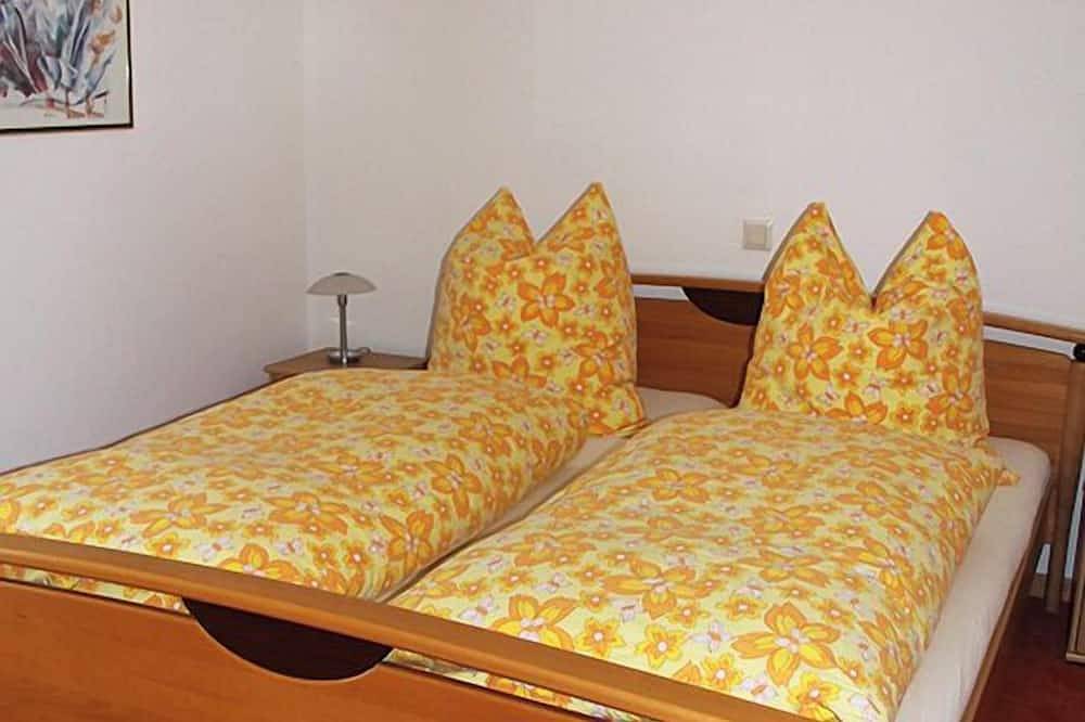 Entire apartment, Gemütliche Ferienwohnung (45qm) mit Balkon in Bad Birnbach, Eastern Bavaria