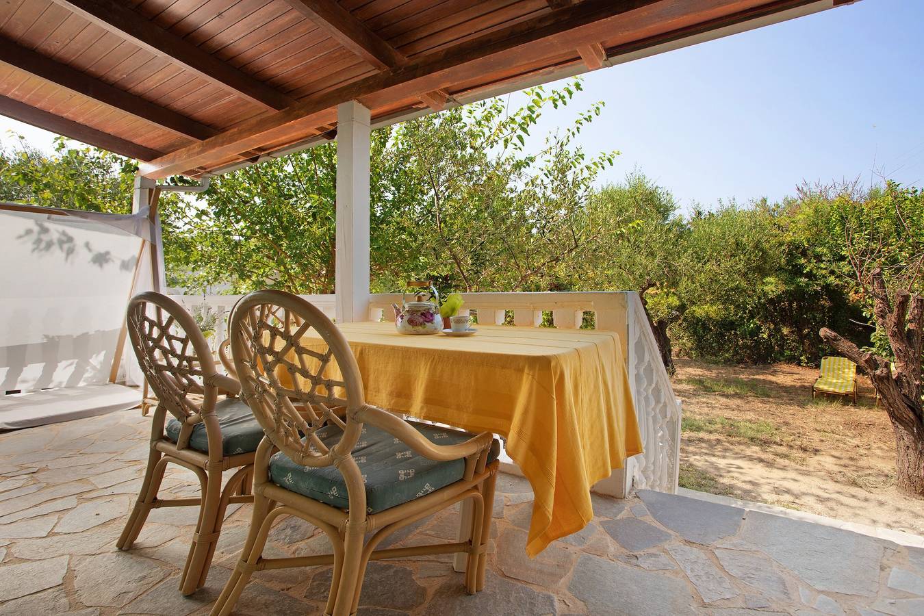 Entire apartment, Holiday Apartment "Areti Orfeas Apartment 3" near Beach with Balcony & Wi-Fi in Vasilikos, Zakynthos