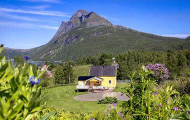 Ferienhaus für 7 Personen, mit Garten und Terrasse in Nordland