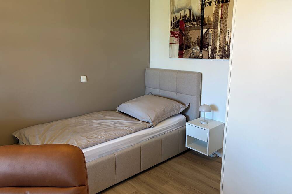 Ganze Wohnung, Süßes Appartement im Grünen mit toller Anbindung in Paderborn, Nordrhein-Westfalen
