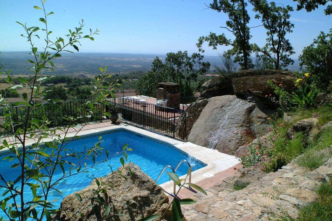 Las Casas de Agapito in Poyales del Hoyo, Valle del Tiétar