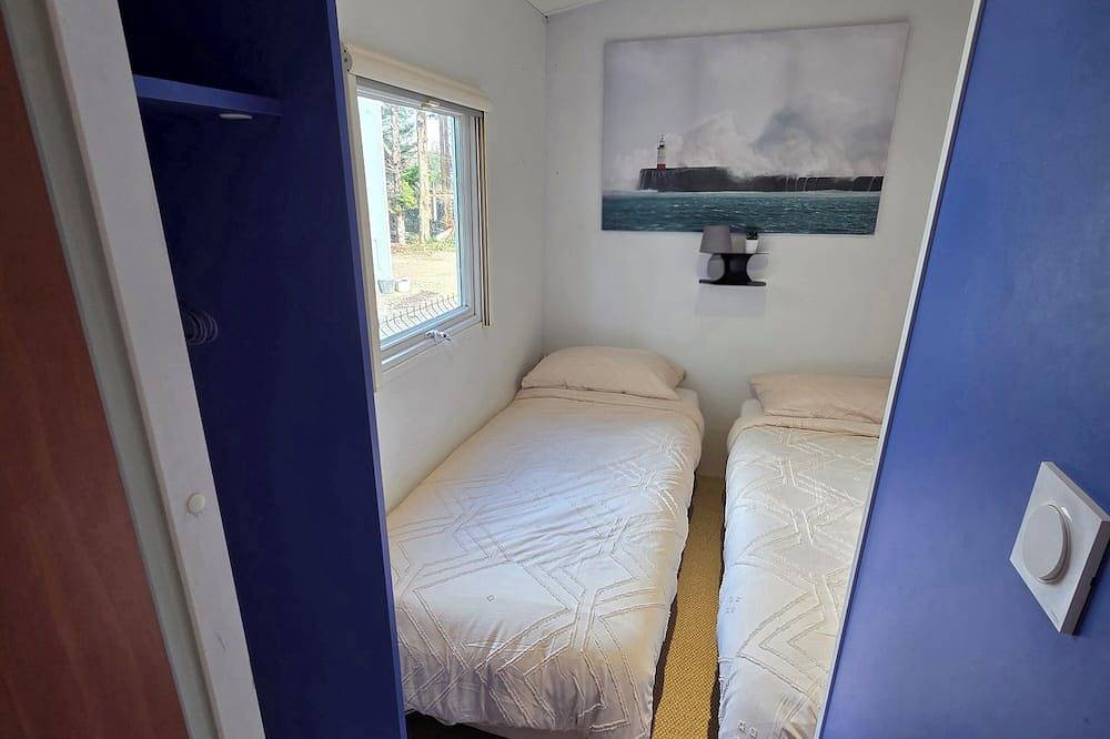 Mobile-home Pro - 4 persons and parking in Pélissanne, Aix-en-Provence region