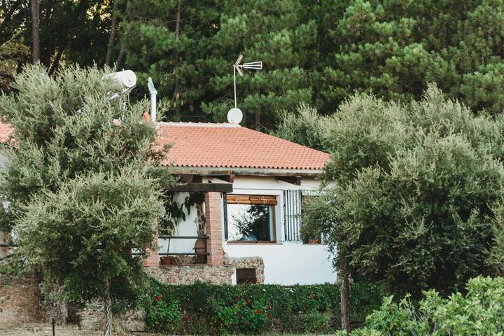 Chalet para 8 personas, con terraza y piscina en Extremadura - 2