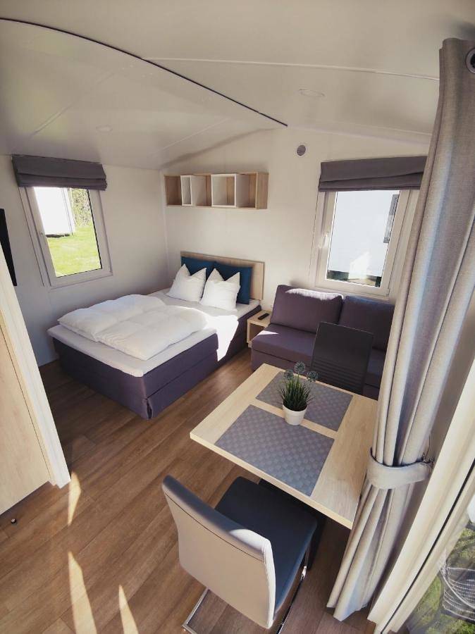 Camping für 4 Personen, mit Terrasse und Garten sowie Kinderpool und Pool in Dänemark - 3