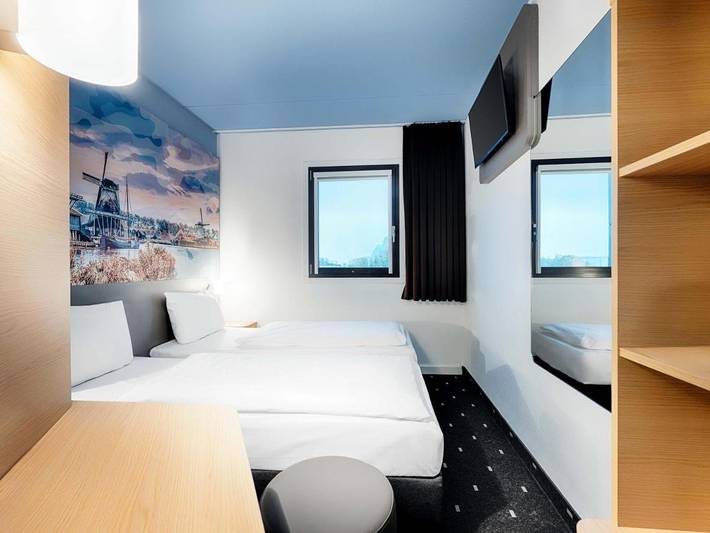 Hotel für 2 Personen, mit Terrasse in Zaandam
