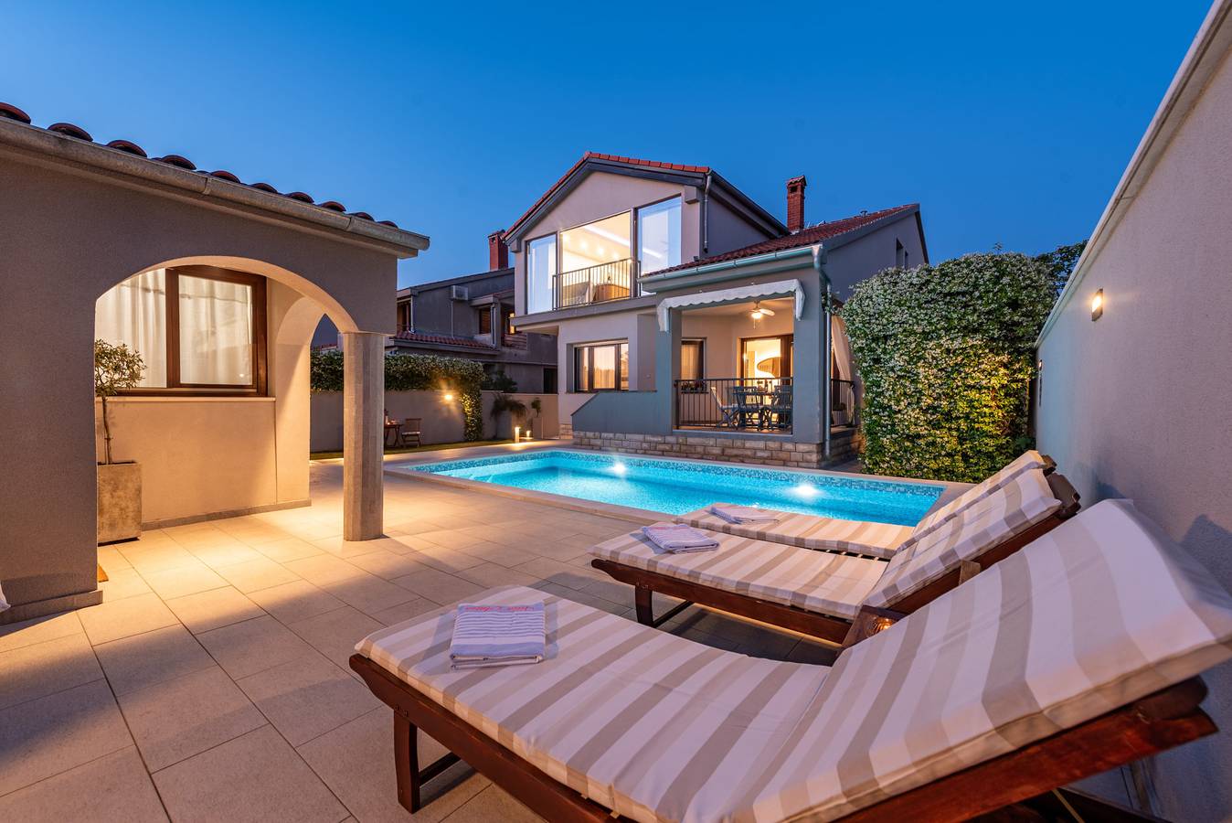 Villa for 8 People in Zadar city, Zadar (Municipality)