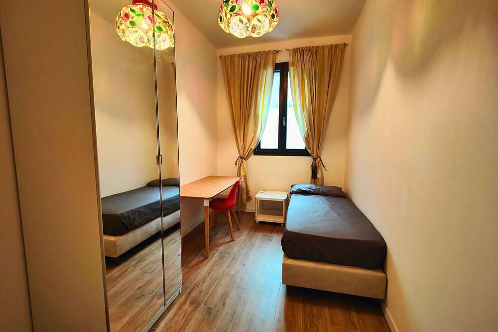 Entire apartment, Casa Sanseveria in Modena, Modena Province