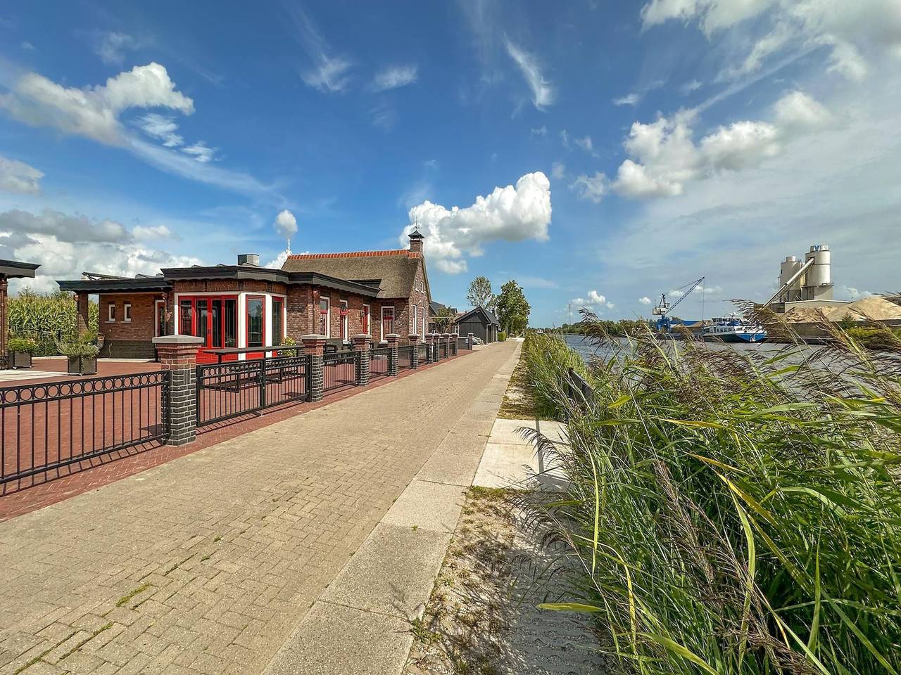 Forest House in Friesland with Sauna in Friesland