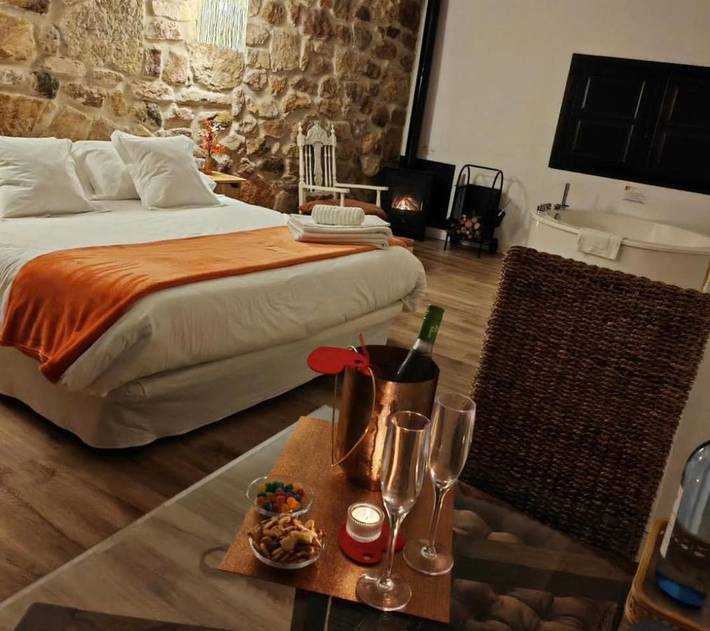 Maison de campagne pour 2 personnes, avec jardin ainsi que piscine et jacuzzi à Sigüenza - 3