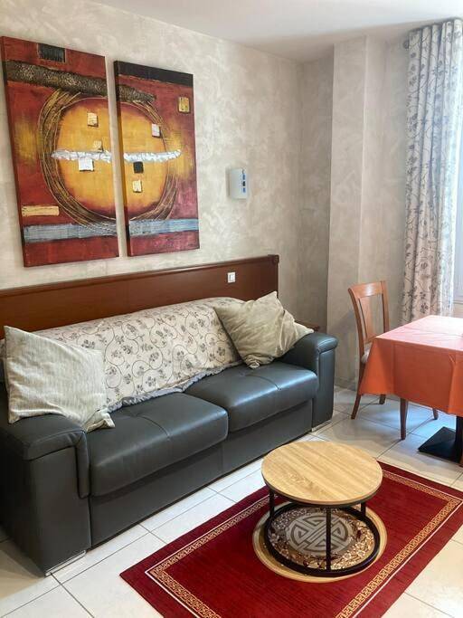 Apartamento de vacaciones para 2 personas, con terraza además de jardín y piscina, Se admiten mascotas - 1