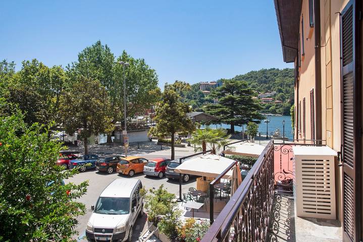 Gîte pour 2 personnes, avec vue sur le lac et balcon à Laveno-Mombello - 4