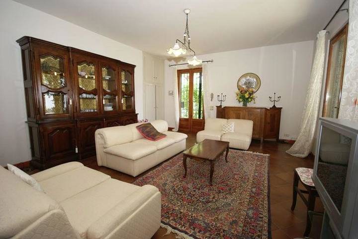 Villa mit pool für 10 Personen, mit Ausblick und Pool sowie Garten, mit Haustier in Torri del Benaco - 4