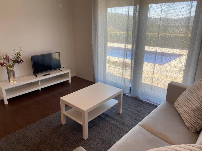 Ganze Wohnung, Ferienwohnung "S Tiago House" mit Pool, Wlan, Terrasse & Garten in Poiares, Viana do Castelo Distrikt