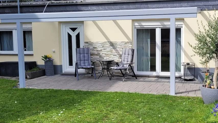 Ferienhaus für 4 Personen, mit Terrasse und Garten