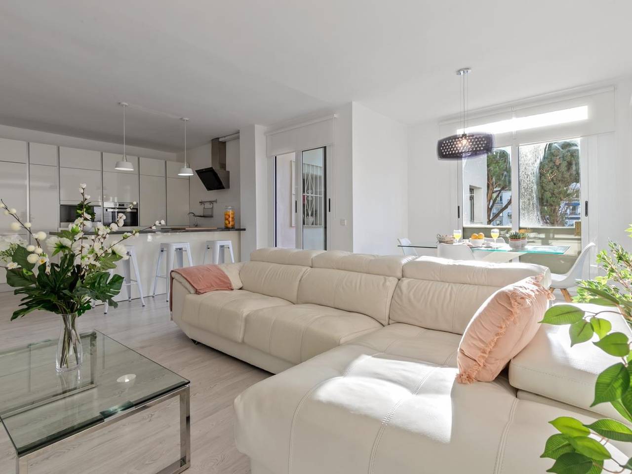 Entire holiday apartment, Apartment in Playas del Duque for 5 people | Casa Cadiz 207 in Medina Gardens, Marbella