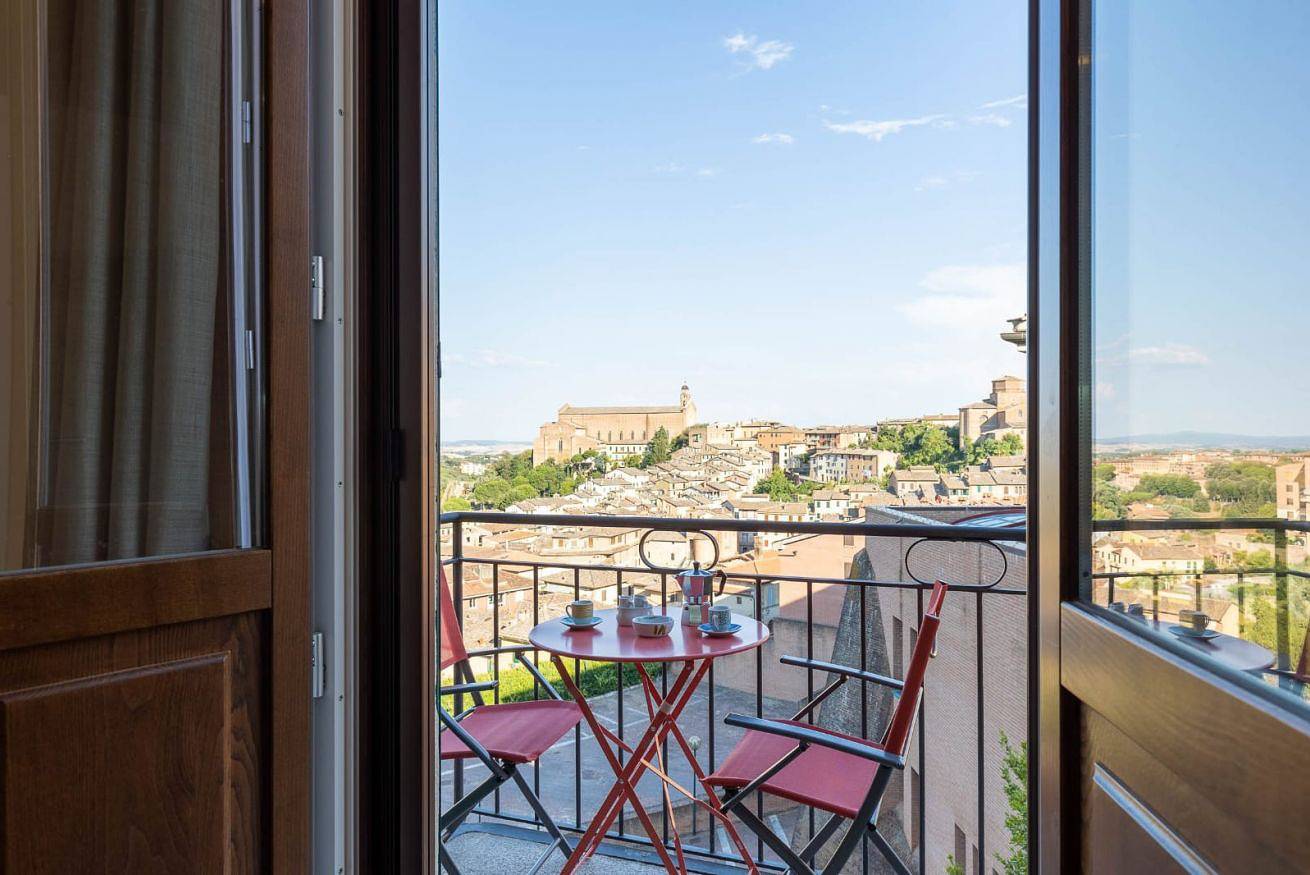 Appartement entier, Siena Historic Center Stylish Flat with Balcony! in Sienne, Province de Sienne
