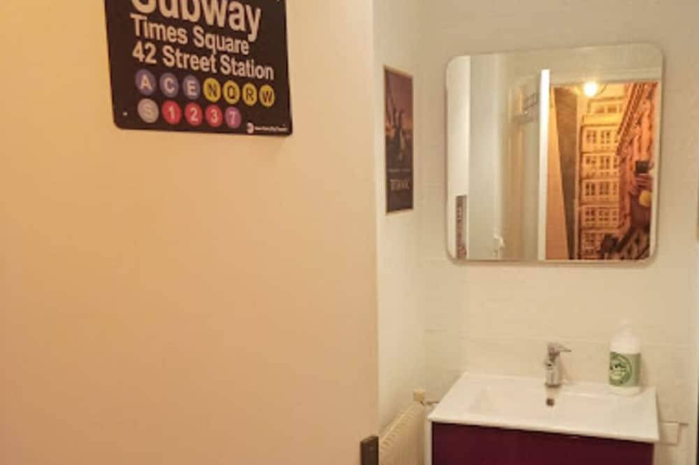 Entire apartment, Manatthan studio in Besançon, Doubs