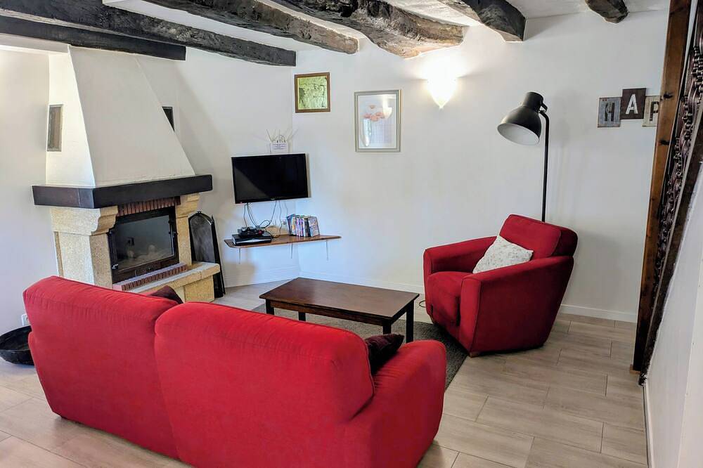 Orchard Cottage, 4 couchages avec piscine chauffée partagée dans un cadre magnifique rural in Camors, Région de Lorient
