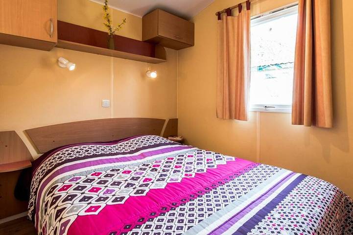 Mobil-home avec terrasse - 4 pers. in Aigueblanche, Massif de la Vanoise