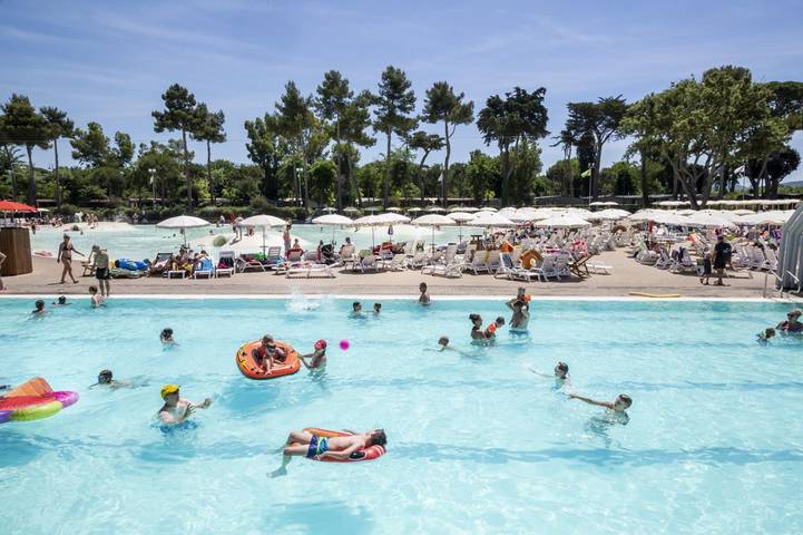Ferienhaus für 7 Personen, mit Pool in San Vincenzo