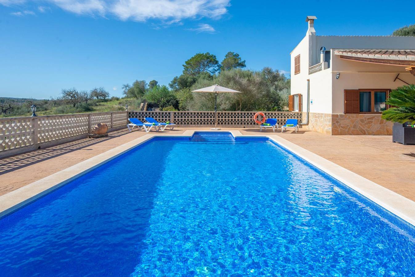 Vista Sol - Magnifique maison de campagne avec piscine privée et vues incroyables au centre de Majorque. Wi-Fi gratuit. in Ariany, Majorque l'intérieur des terres