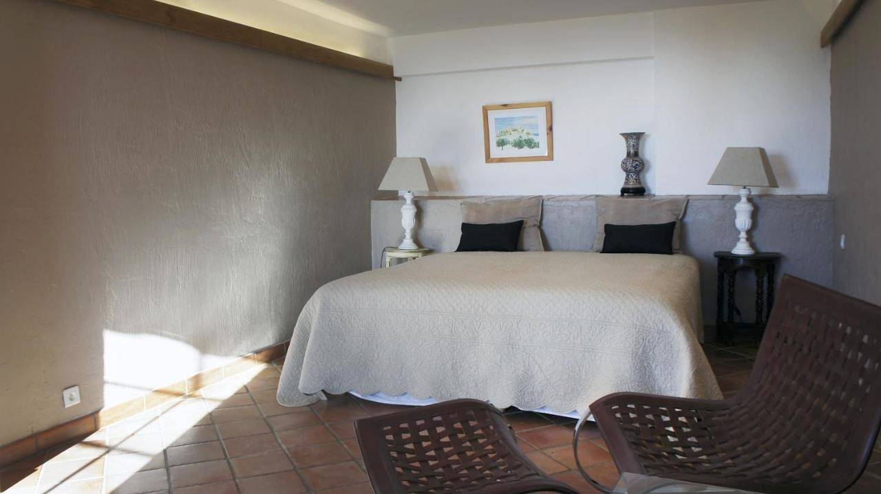 Queen Room with Garden View in Spéracèdes, Côte méditerranéenne (France)