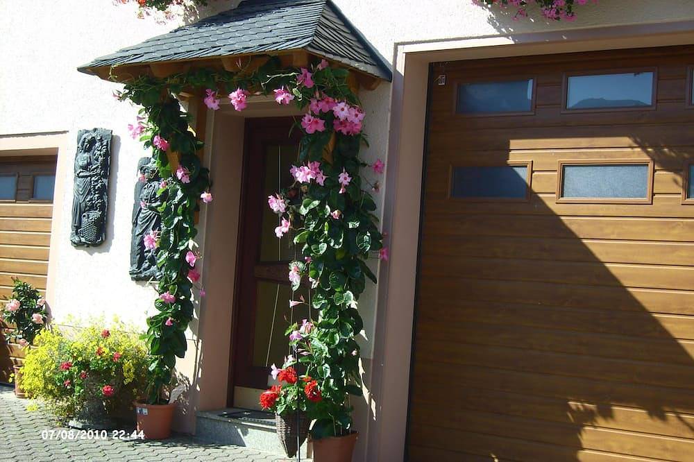 Geheel appartement, Vakantiewoning \"altaren\" met Weinbergblick in Trittenheim, Moseleifel